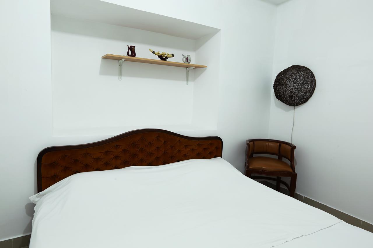 Byron Hostel Yerevan Exterior photo
